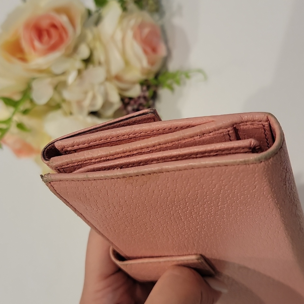 Authentic Gucci leather wallet - Picture 3 of 12